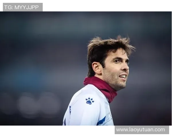 超级球星的光芒：解读《FLFA足球世界》中的球星传奇