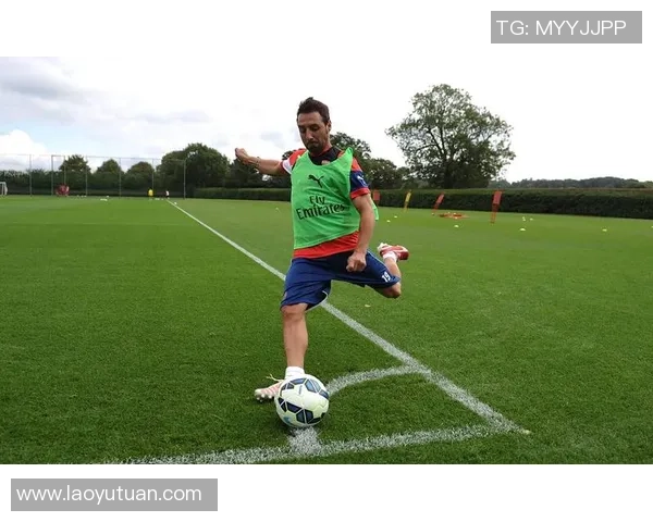 阿根廷足球巨星以脚踢球技征服世界展现非凡天赋与荣耀